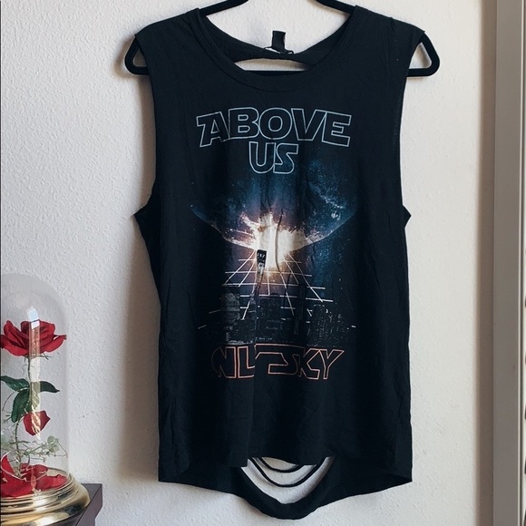 Forever 21 Tops - Forever 21 Black Galaxy Sleeveless Top